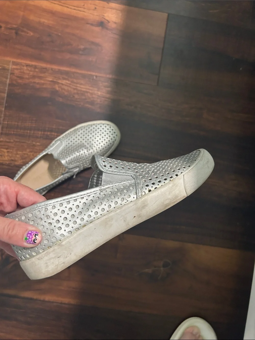 Restricted comfortable slip